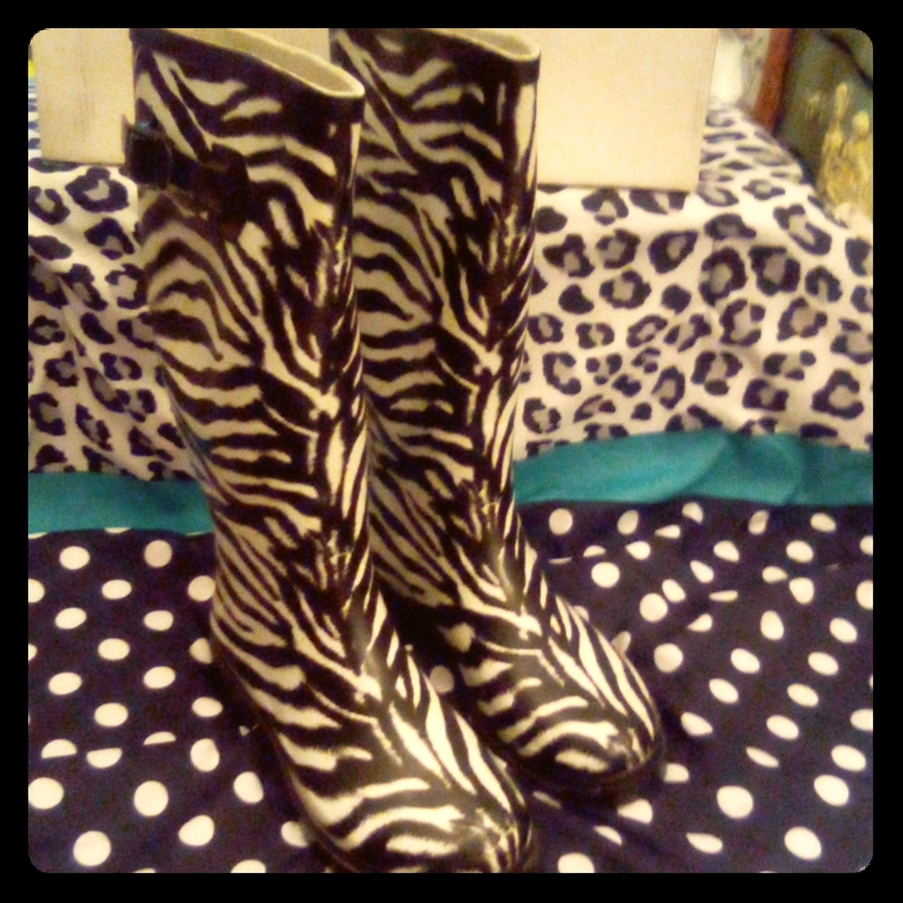 Carrini Zebra Rain Boots
